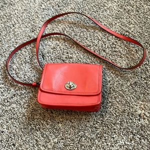 Coach wallet Crossbody- Like New